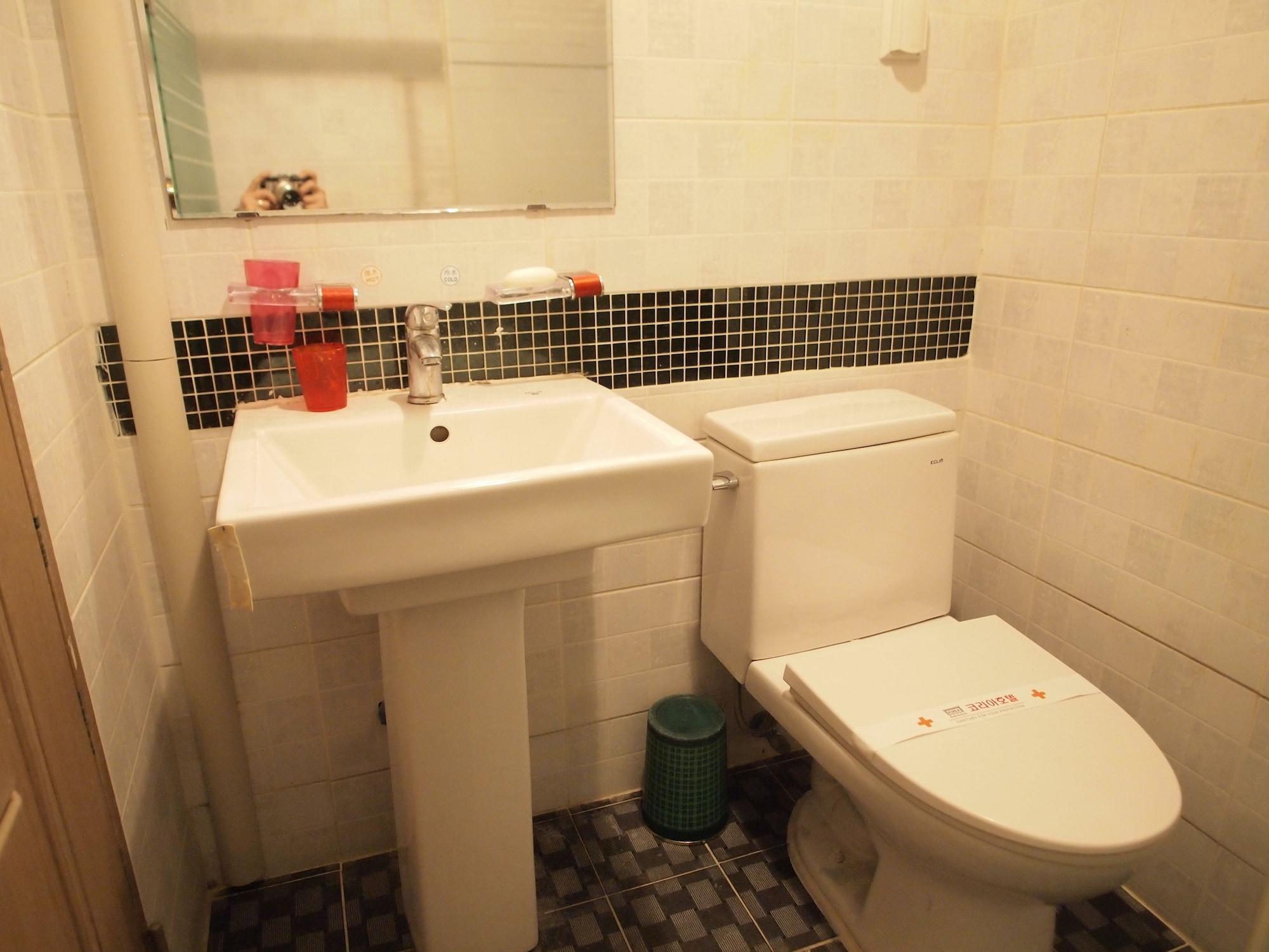 Hostel J Stay Séoul Extérieur photo